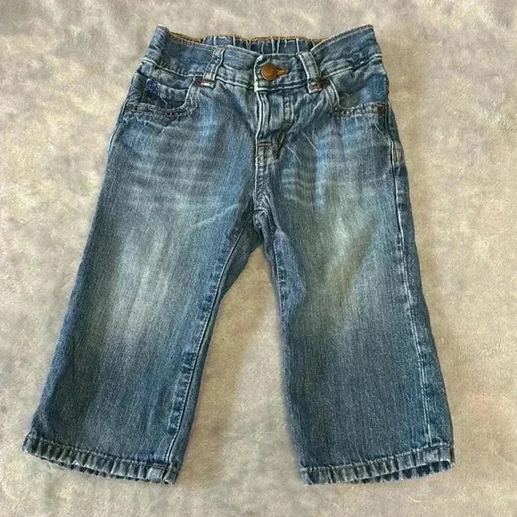 GAP - 2 piece set  - sustainable jeans and top. Size 12 to 18 months - Picture 5 of 9